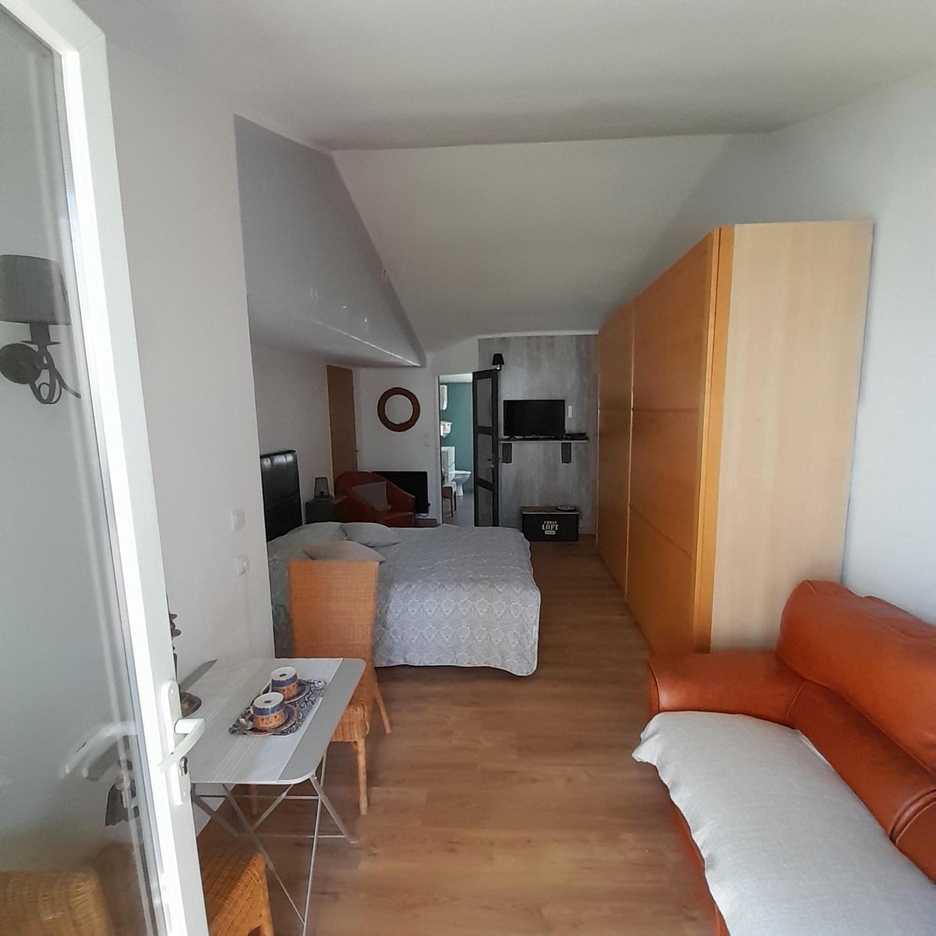 L'Olivier Tessa Hotesse Suite 30M2 Terrasse 20M2 La Celle  外观 照片